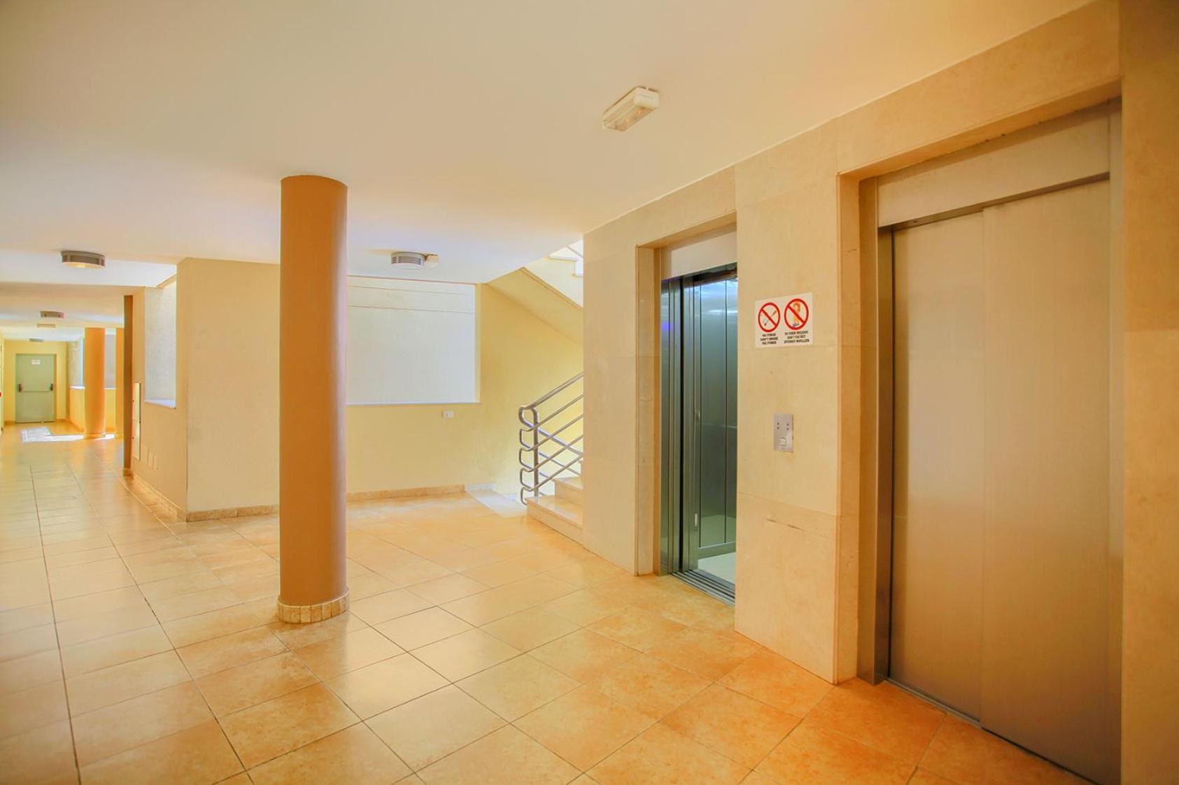 Beautiful Sol Paraiso Balcony& Sea Pool