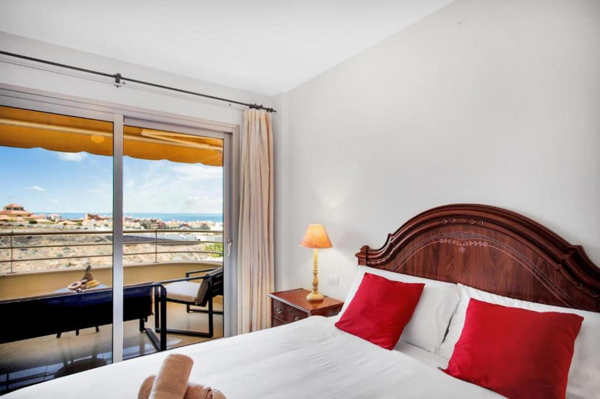 Beautiful Sol Paraiso Balcony& Sea Pool Apartment
