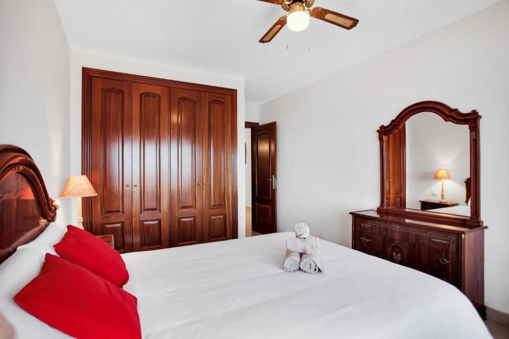 Beautiful Sol Paraiso Balcony& Sea Pool Apartment